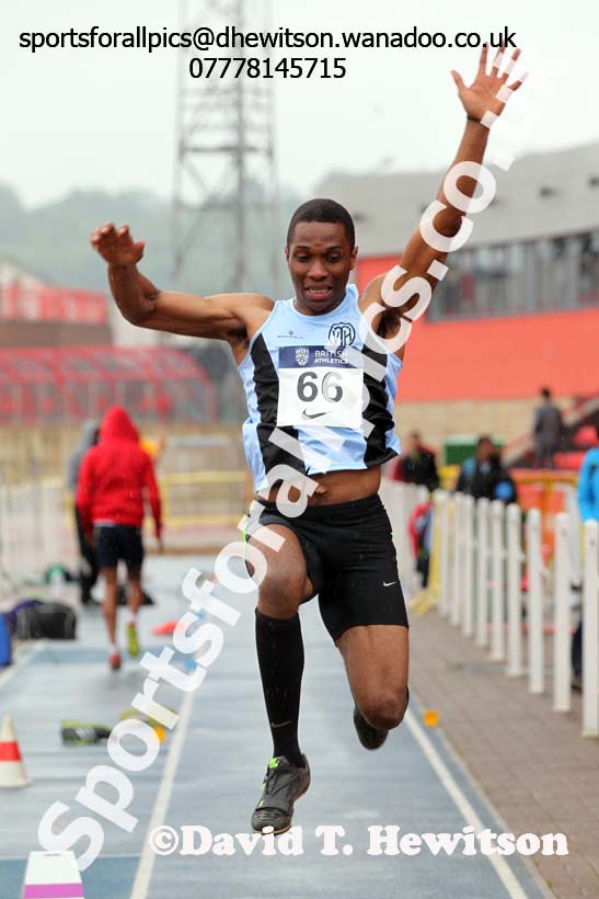 Ogo Anochirionye(TVH) long jump, British National League, Division 1, Gateshead. Photo: David T. Hewitson/Sports for All Pics
